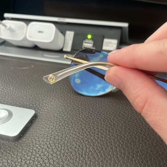 Gucci sunglasses vintage authentic great shape - Picture 5 of 8